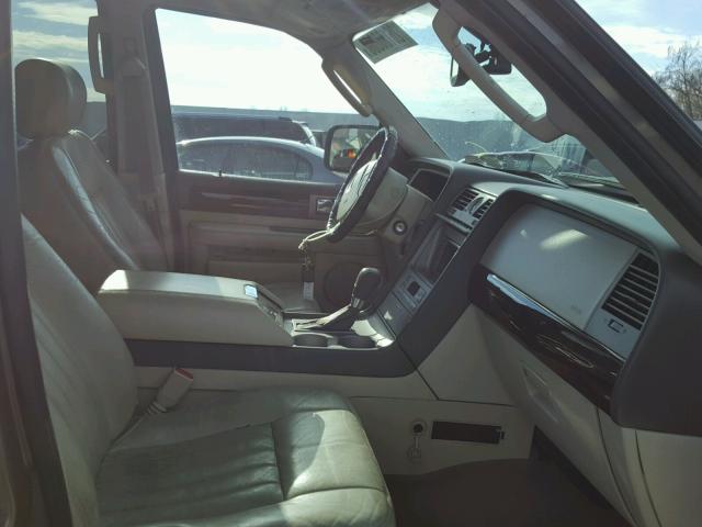 5LMFU28R64LJ13316 - 2004 LINCOLN NAVIGATOR 米色 照片 5