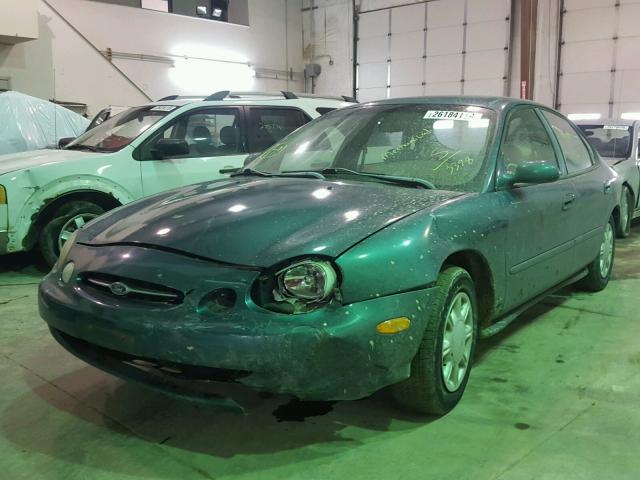 1FAFP52U7WG193398 - 1998 FORD TAURUS LX GREEN photo 2