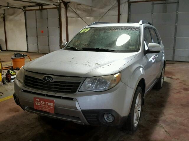 JF2SH64659H775185 - 2009 SUBARU FORESTER 2 SILVER photo 2