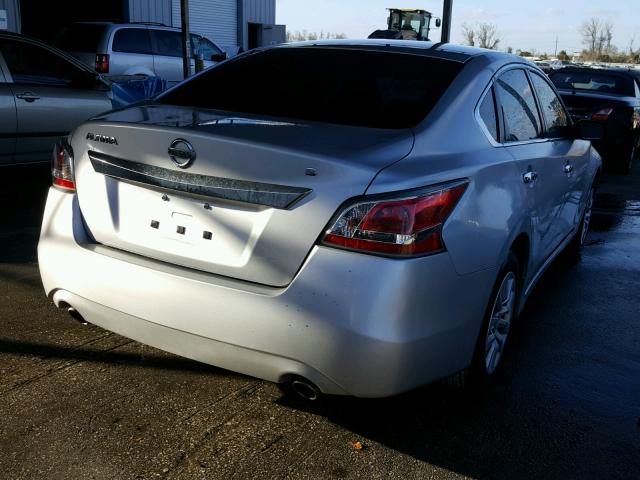 1N4AL3AP2FN879687 - 2015 NISSAN ALTIMA 2.5 SILVER photo 4