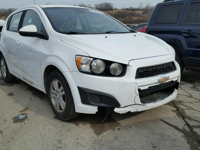 1G1JA6SH5C4107932 - 2012 CHEVROLET SONIC LS WHITE photo 9