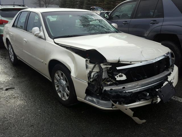 1G6KD57Y48U158886 - 2008 CADILLAC DTS CREAM photo 1