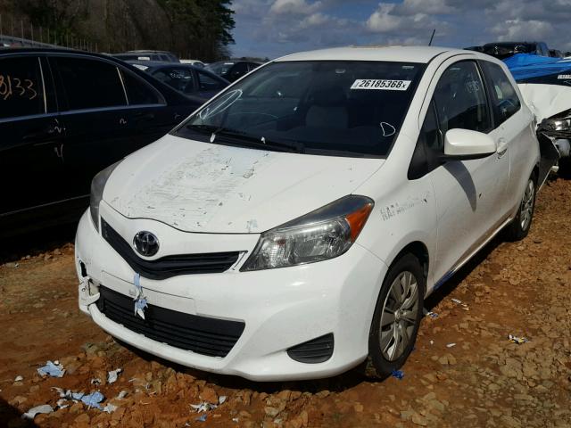 JTDJTUD3XCD511882 - 2012 TOYOTA YARIS WHITE photo 2