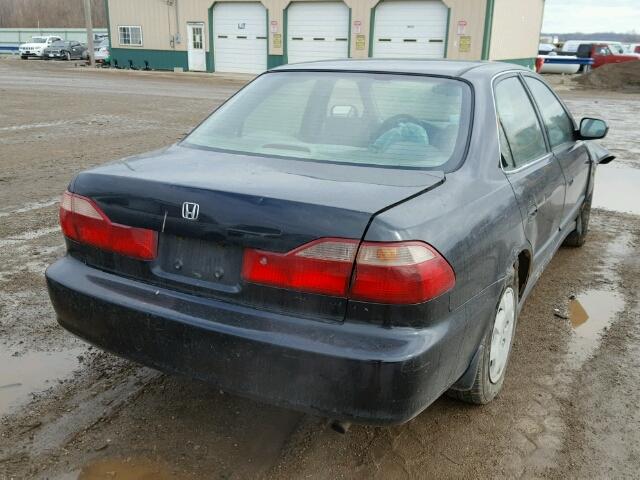 JHMCG564XXC005598 - 1999 HONDA ACCORD LX BLACK photo 4