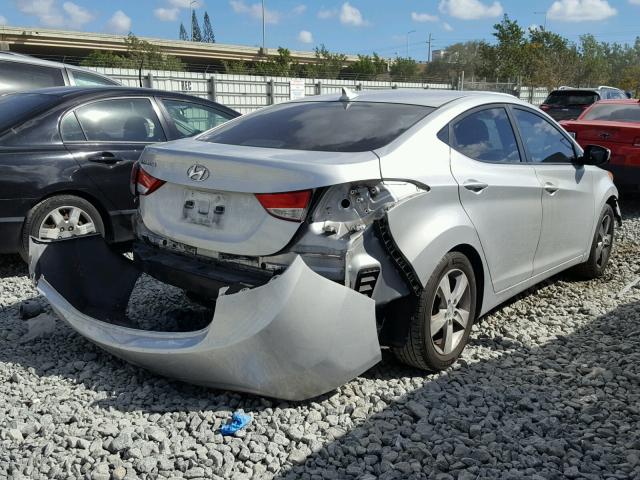 KMHDH4AEXDU639069 - 2013 HYUNDAI ELANTRA GL SILVER photo 4