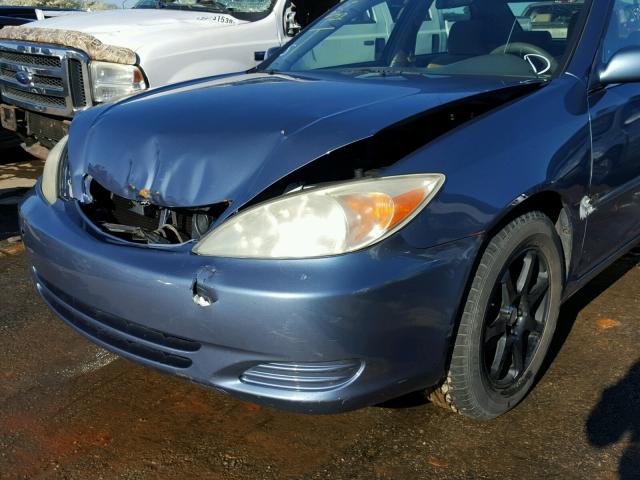 4T1BE32K04U894389 - 2004 TOYOTA CAMRY LE BLUE photo 9