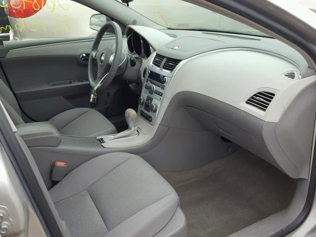 1G1ZG57B18F236164 - 2008 CHEVROLET MALIBU LS 银色 照片 5