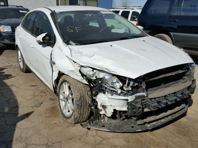 1FADP3F26GL237839 - 2016 FORD FOCUS SE WHITE photo 1