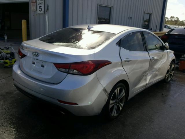 KMHDH4AH5FU363798 - 2015 HYUNDAI ELANTRA SE SILVER photo 4