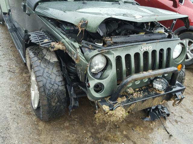 1J4GA59168L623325 - 2008 JEEP WRANGLER U GREEN photo 9