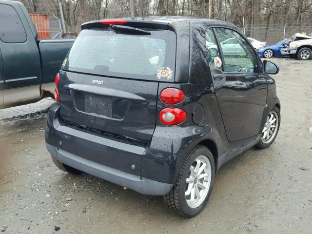 WMEEJ31X39K241683 - 2009 SMART FORTWO PUR BLACK photo 4