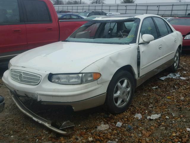 2G4WF551041224480 - 2004 BUICK REGAL GS WHITE photo 2