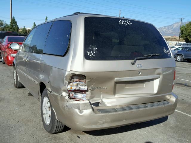 KNDUP132656764701 - 2005 KIA SEDONA EX GOLD photo 3