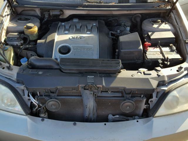 KNDUP132656764701 - 2005 KIA SEDONA EX GOLD photo 7