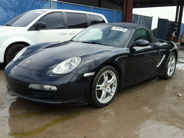 WP0CA29845U710193 - 2005 PORSCHE BOXSTER BLACK photo 2