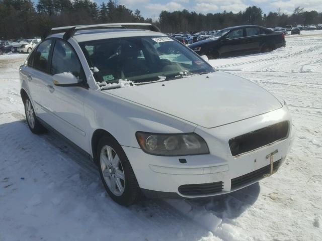 YV1MS382752112786 - 2005 VOLVO S40 2.4I WHITE photo 1