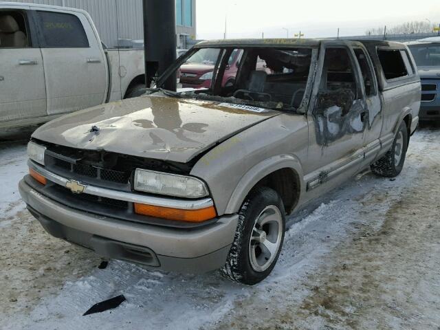 1GCCS19W218218089 - 2001 CHEVROLET S TRUCK S1 WHITE photo 2