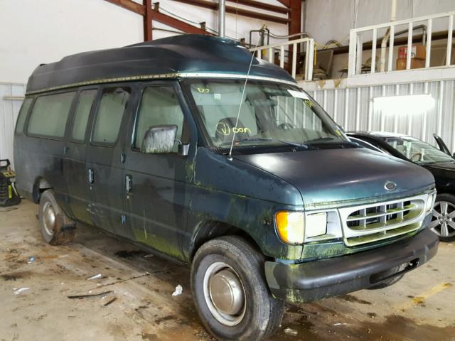 1FBSS31L6YHB27267 - 2000 FORD ECONOLINE GREEN photo 1