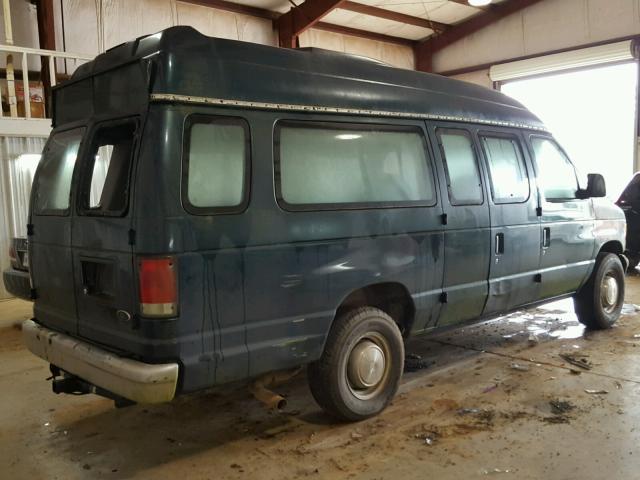 1FBSS31L6YHB27267 - 2000 FORD ECONOLINE GREEN photo 4