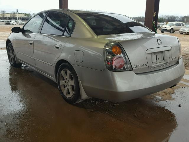 1N4AL11D63C260804 - 2003 NISSAN ALTIMA BAS SILVER photo 3