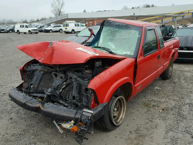 1GCCS195X28235926 - 2002 CHEVROLET S TRUCK S1 RED photo 2