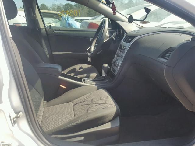 1G1ZC5E11BF121738 - 2011 CHEVROLET MALIBU 1LT 白色 照片 5