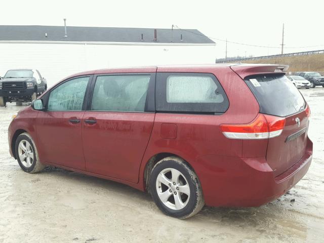 5TDZK3DCXBS111596 - 2011 TOYOTA SIENNA BAS RED photo 3