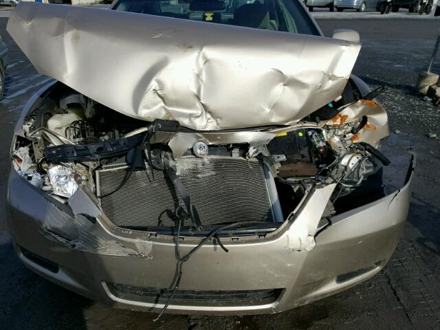 4T4BE46K29R081245 - 2009 TOYOTA CAMRY BASE GOLD photo 7