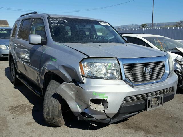 5FNYF3H50BB020854 - 2011 HONDA PILOT EXL SILVER photo 1