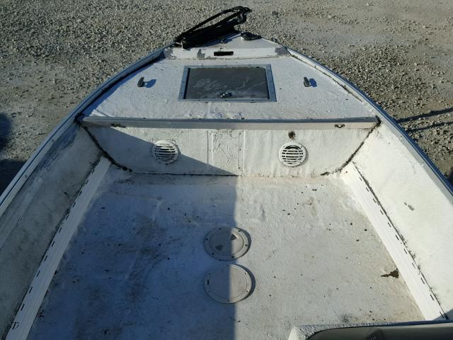 STRL08NRH192 - 1992 TRAC MARINE/TRL WHITE photo 9