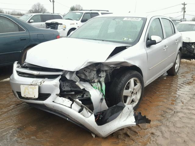 1G1AL52F457518548 - 2005 CHEVROLET COBALT LS SILVER photo 2