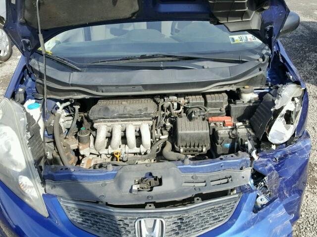 JHMGE8H2XAS024931 - 2010 HONDA FIT BLUE photo 7