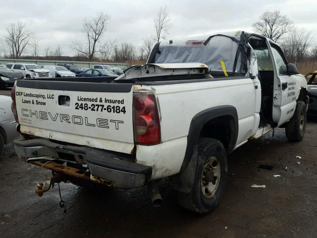 1GCHK29UX4E362103 - 2004 CHEVROLET SILVERADO WHITE photo 4