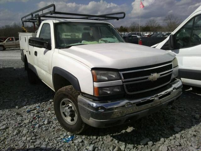 1GBHC24U67E159027 - 2007 CHEVROLET SILVERADO WHITE photo 1