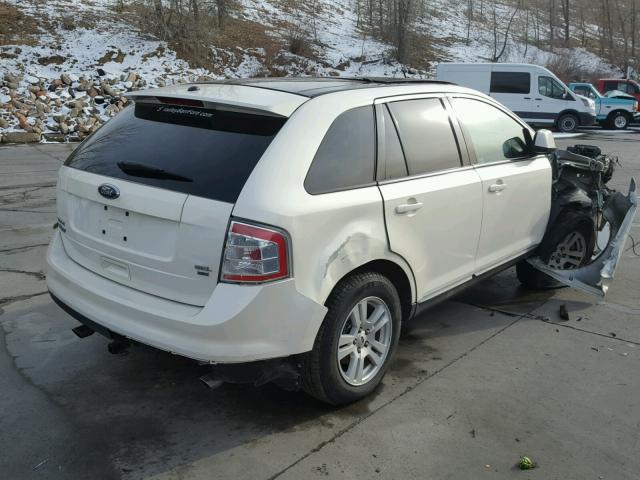 2FMDK48CX8BB17284 - 2008 FORD EDGE SEL WHITE photo 4