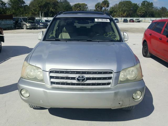 JTEGF21A720057259 - 2002 TOYOTA HIGHLANDER SILVER photo 9