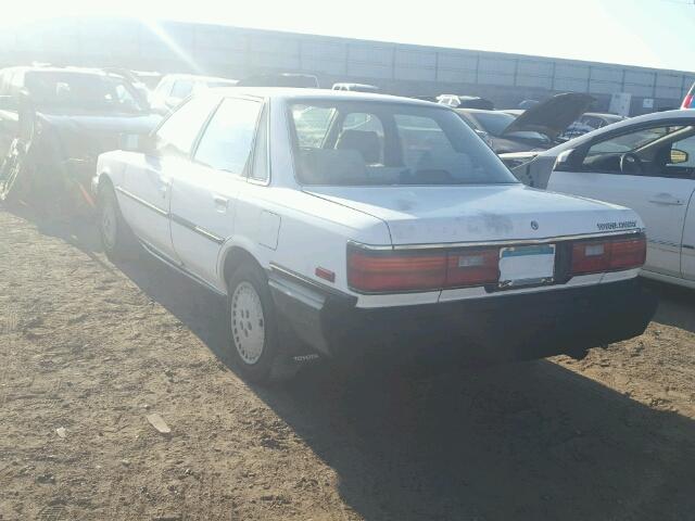 JT2SV21E7J3294778 - 1988 TOYOTA CAMRY DLX WHITE photo 3