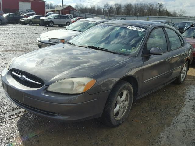 1FAFP53U32G154803 - 2002 FORD TAURUS SE GRAY photo 2