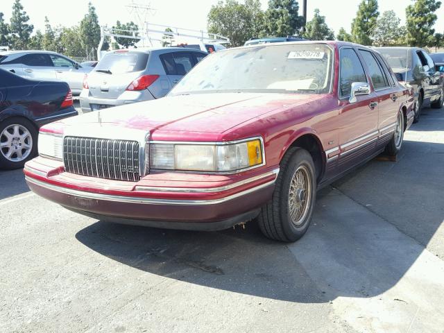 1LNLM82W8RY644129 - 1994 LINCOLN TOWN CAR S RED photo 2