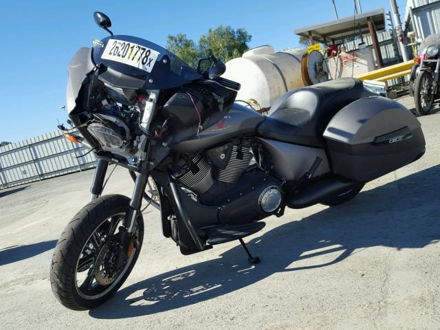 5VPDB36N2G3055530 - 2016 VICTORY MOTORCYCLES CROSS COUN Marrón foto 2