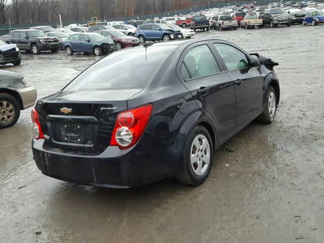 1G1JA5SH8F4170540 - 2015 CHEVROLET SONIC LS 黑色 照片 4