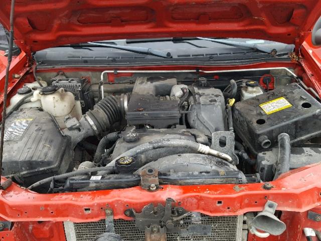 1GTDT136548137666 - 2004 GMC CANYON RED photo 7