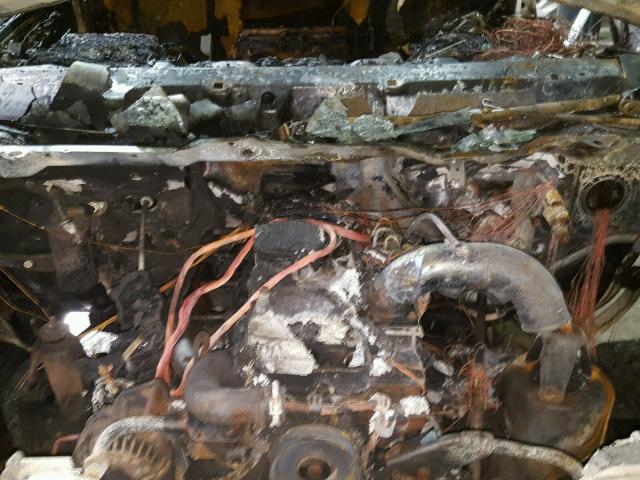 3D7KU28CX4G211592 - 2004 DODGE RAM 2500 S WHITE photo 7