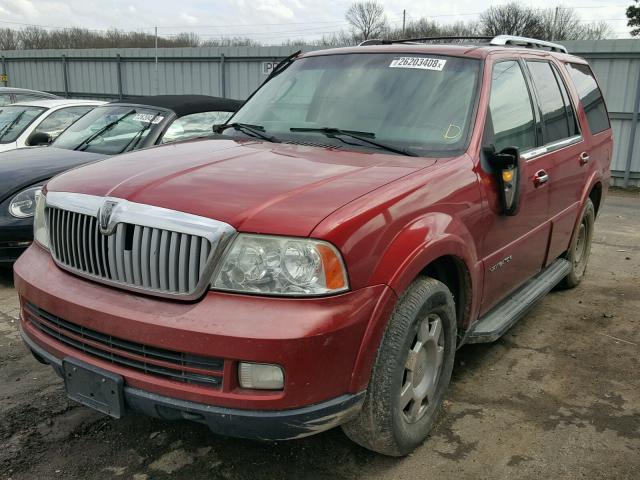 5LMFU27575LJ13499 - 2005 LINCOLN NAVIGATOR წითელი ფოტო 2