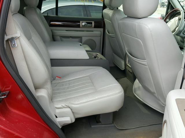 5LMFU27575LJ13499 - 2005 LINCOLN NAVIGATOR წითელი ფოტო 6