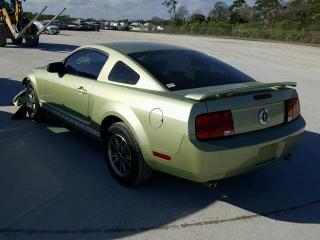 1ZVFT80N155144465 - 2005 FORD MUSTANG GREEN photo 3