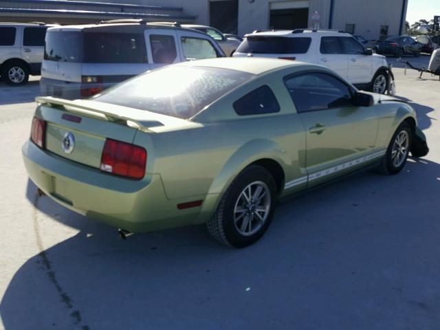 1ZVFT80N155144465 - 2005 FORD MUSTANG GREEN photo 4