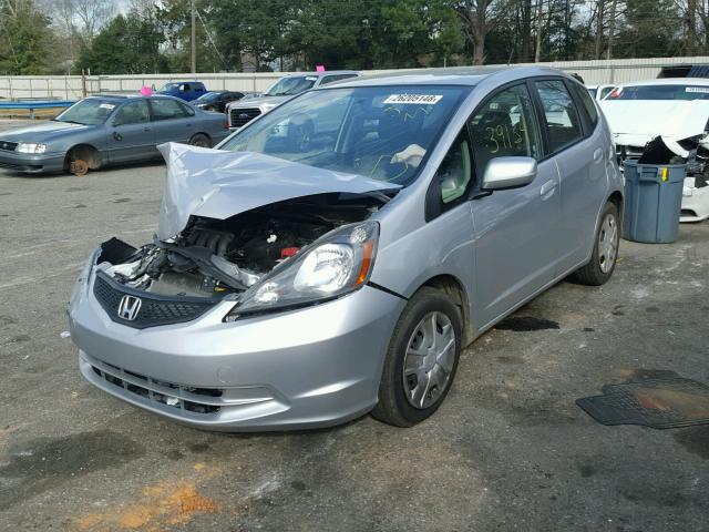 JHMGE8H3XDC061081 - 2013 HONDA FIT SILVER photo 2