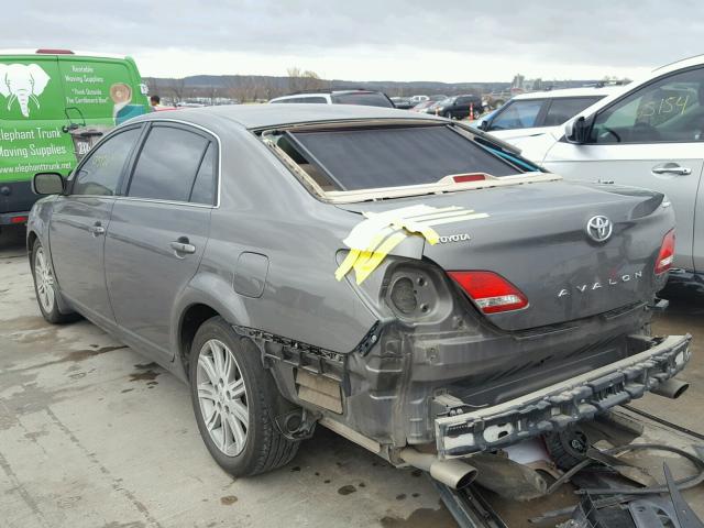 4T1BK36B96U070638 - 2006 TOYOTA AVALON XL GRAY photo 3