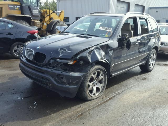 5UXFB33573LH43577 - 2003 BMW X5 4.4I BLACK photo 2